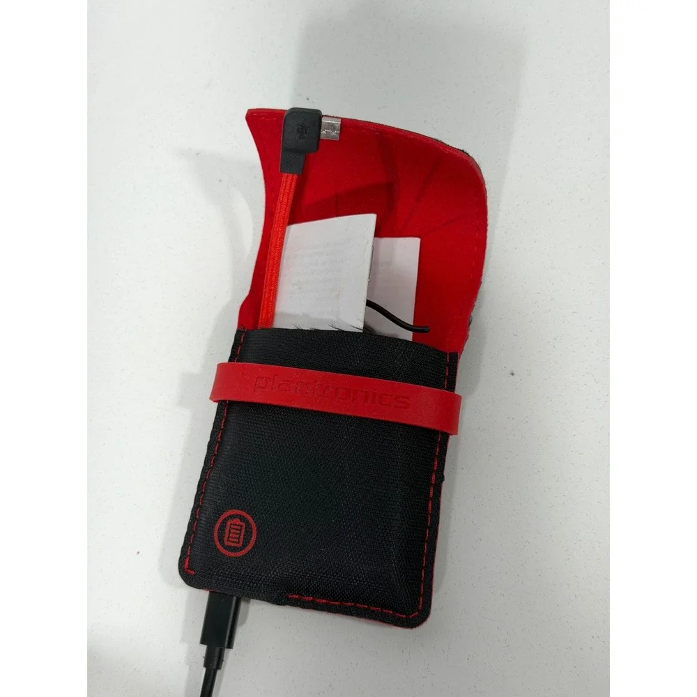 Plantronics over the ear Bluetooth Headset explorer 232 &‎ Charging Case set